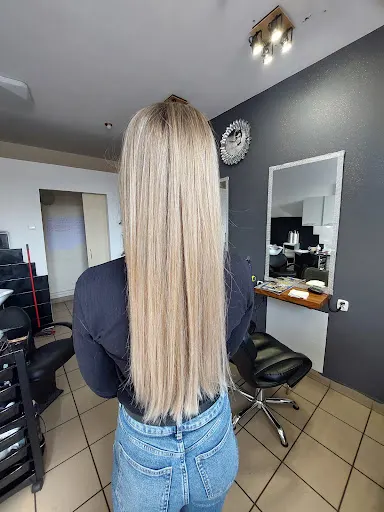 Marta Wieczorek Salon Fryzjerski